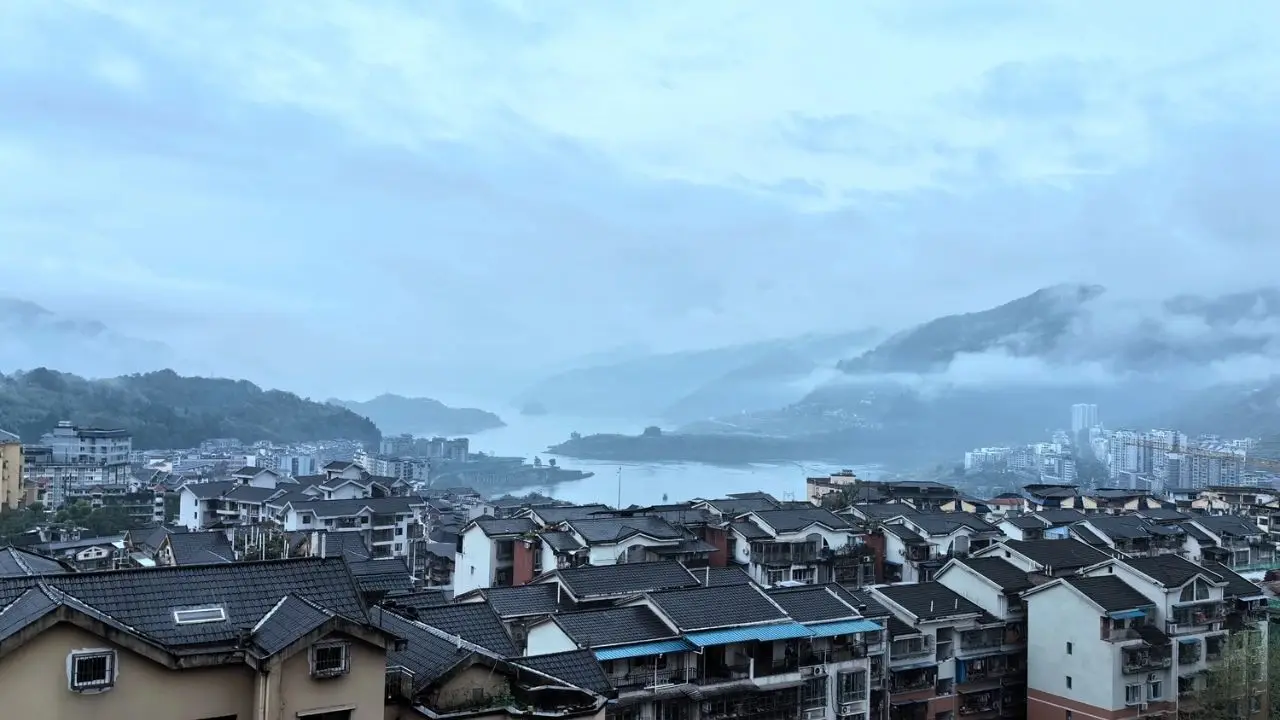 云阳雨后随拍几张！云雾缭绕，人间仙境！