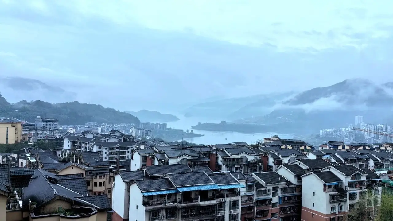 云阳雨后随拍几张！云雾缭绕，人间仙境！