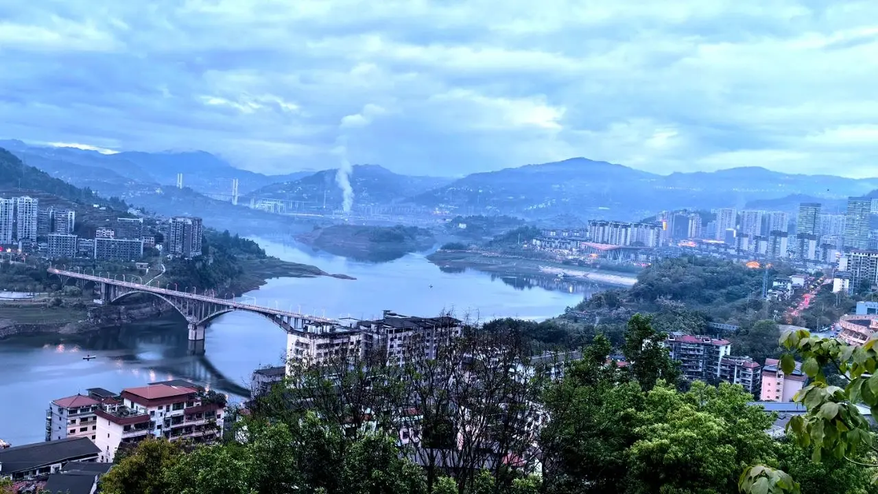 云阳雨后随拍几张！云雾缭绕，人间仙境！