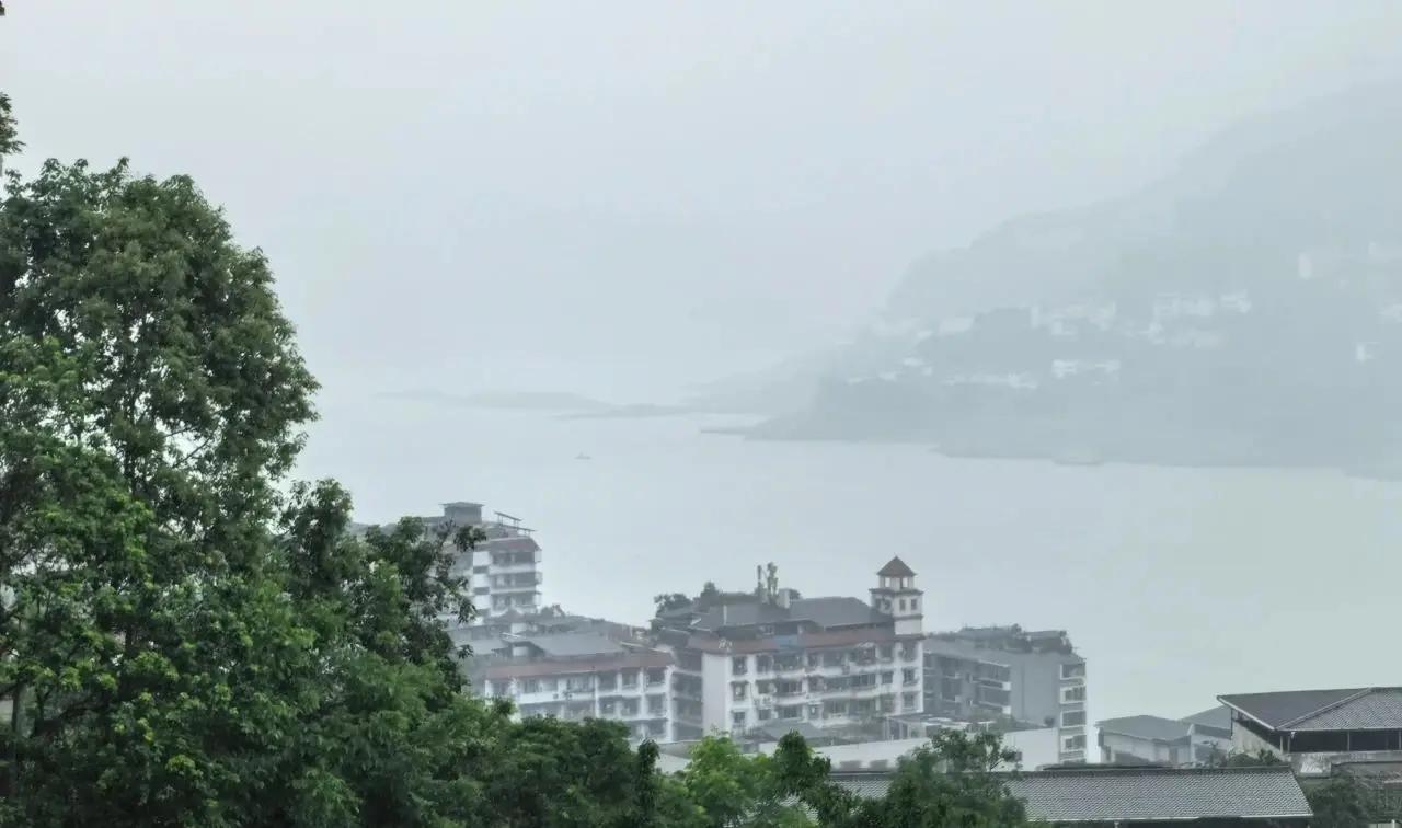 云阳听雨有感！家乡的雨，总能带给我一些东西~~
