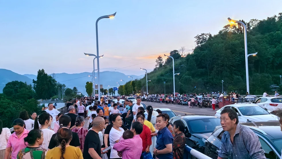 云阳复兴网红桥夜幕随拍-2024年7月2日