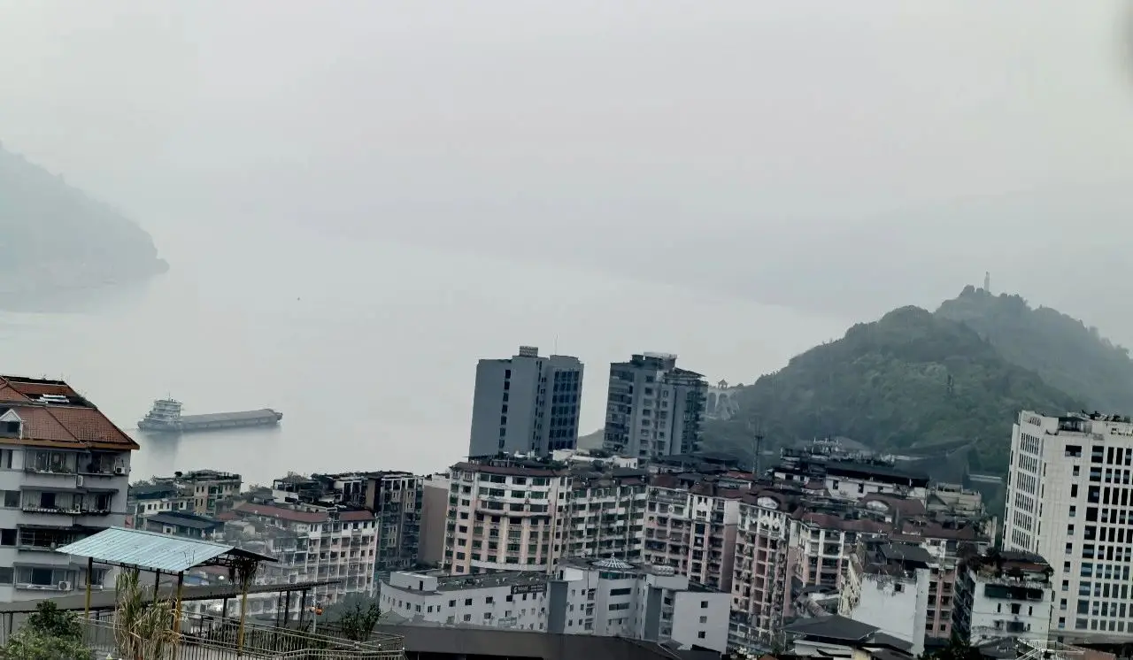 云阳又飘了一天毛毛雨~~我在雨中又有了一点新感悟~