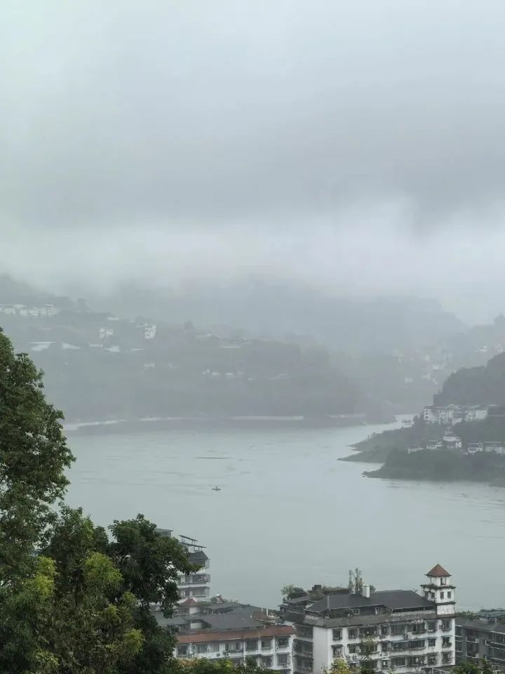 云阳又下雨了，雨后随拍！