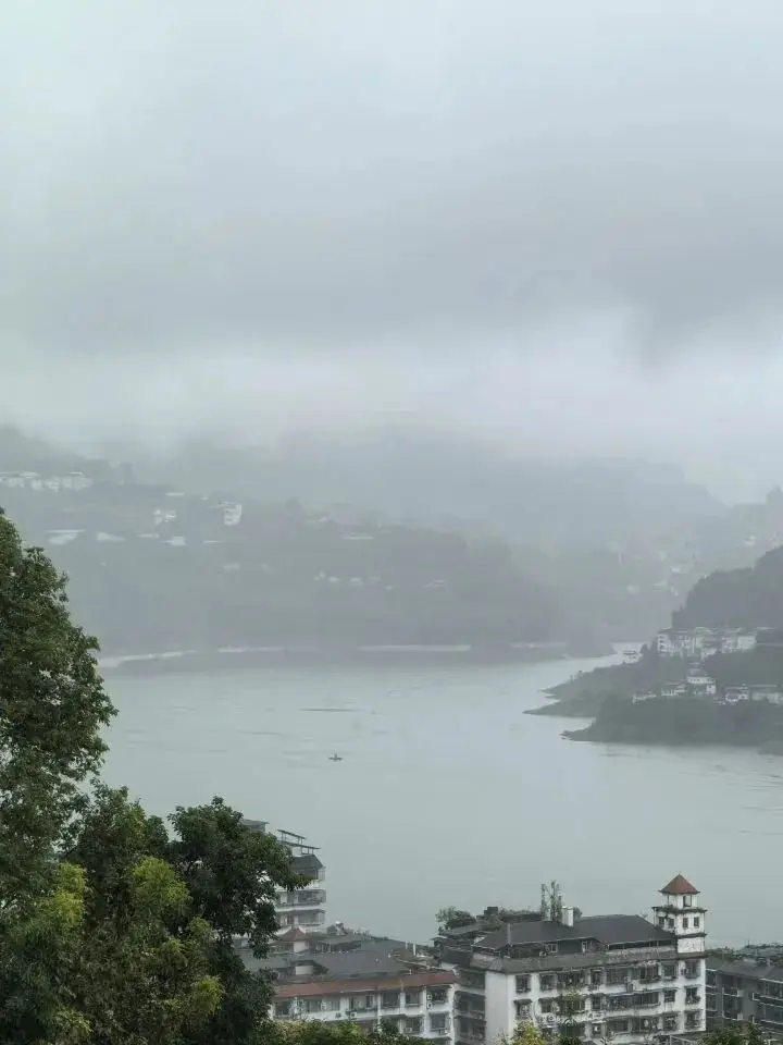 云阳又下雨了，雨后随拍！