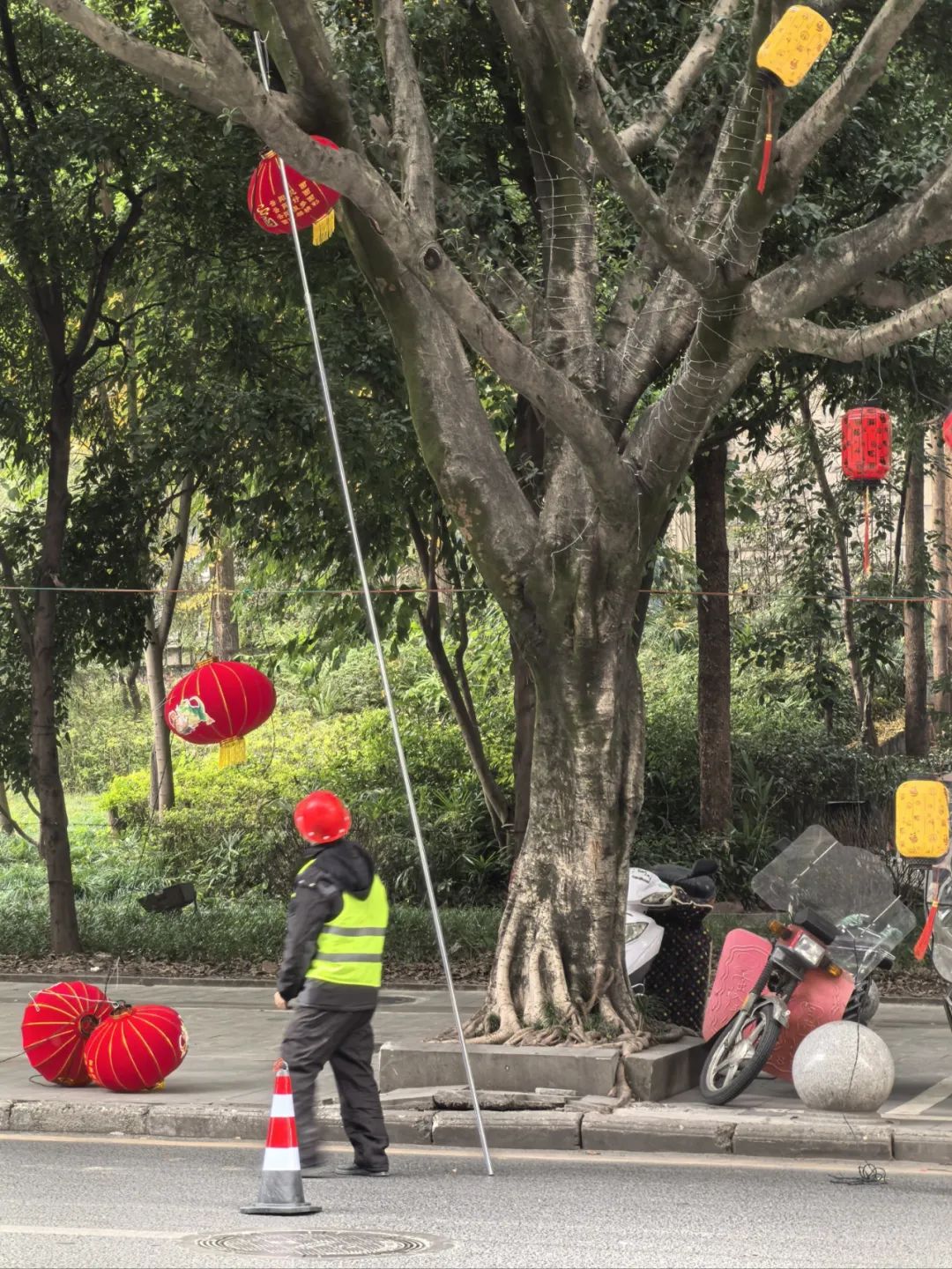 年味渐浓，云阳2025年迎春灯饰开始安装啦！